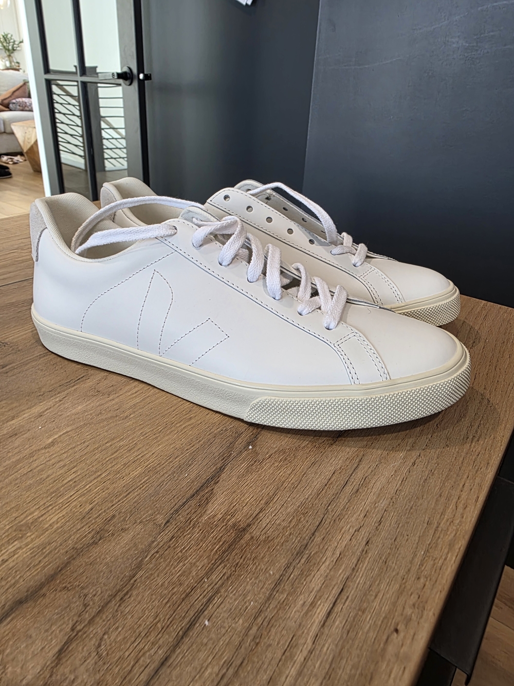 Veja White Low-Top Leather Sneakers